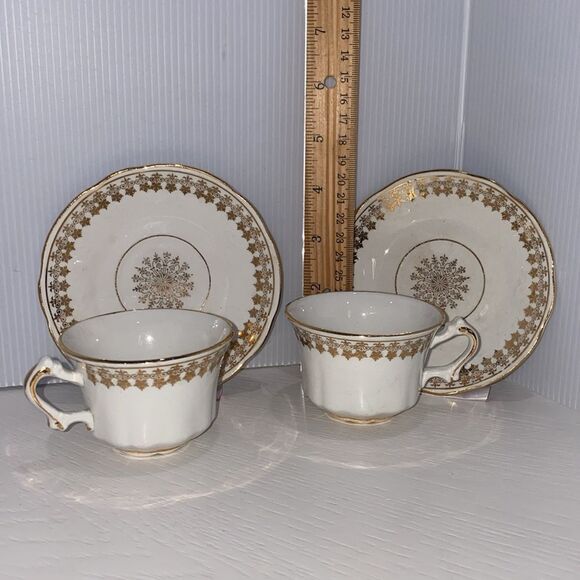 Laughlin China Semi Vitreousus Colonial Elizabethan Classic Tea Cup Saucer - Picture 3 of 14